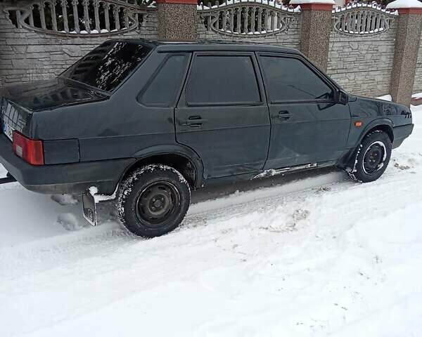 Черный ВАЗ 21099, объемом двигателя 1.5 л и пробегом 180 тыс. км за 1200 $, фото 1 на Automoto.ua
