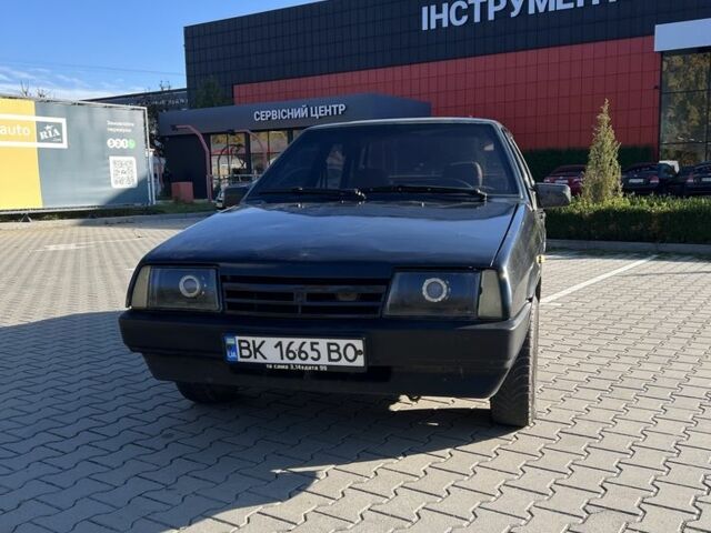 Черный ВАЗ 21099, объемом двигателя 1.5 л и пробегом 242 тыс. км за 1201 $, фото 1 на Automoto.ua