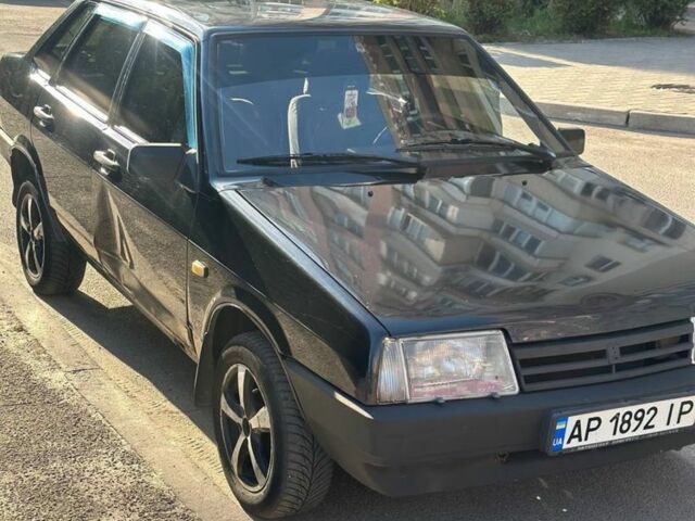 Черный ВАЗ 21099, объемом двигателя 1.5 л и пробегом 298 тыс. км за 1300 $, фото 1 на Automoto.ua