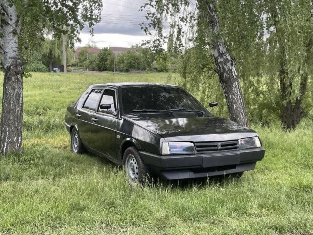 Чорний ВАЗ 21099, об'ємом двигуна 1.6 л та пробігом 350 тис. км за 1321 $, фото 1 на Automoto.ua