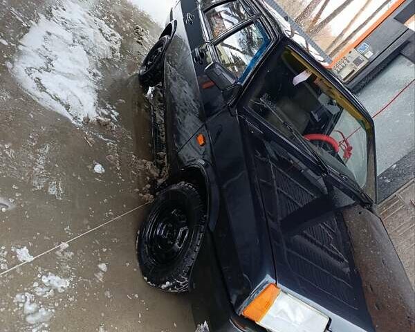 Черный ВАЗ 21099, объемом двигателя 1.6 л и пробегом 160 тыс. км за 1250 $, фото 1 на Automoto.ua