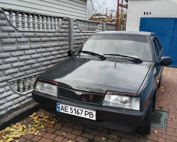 Чорний ВАЗ 21099, об'ємом двигуна 1.6 л та пробігом 352 тис. км за 2000 $, фото 1 на Automoto.ua
