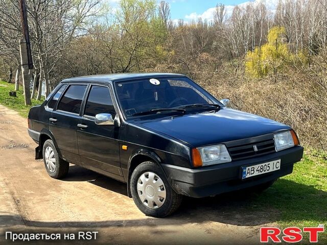 Чорний ВАЗ 21099, об'ємом двигуна 1.6 л та пробігом 180 тис. км за 2100 $, фото 1 на Automoto.ua