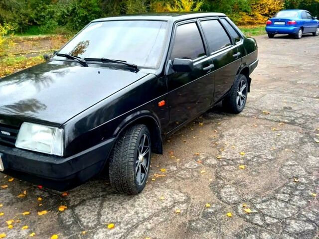 Черный ВАЗ 21099, объемом двигателя 1.6 л и пробегом 160 тыс. км за 1150 $, фото 1 на Automoto.ua