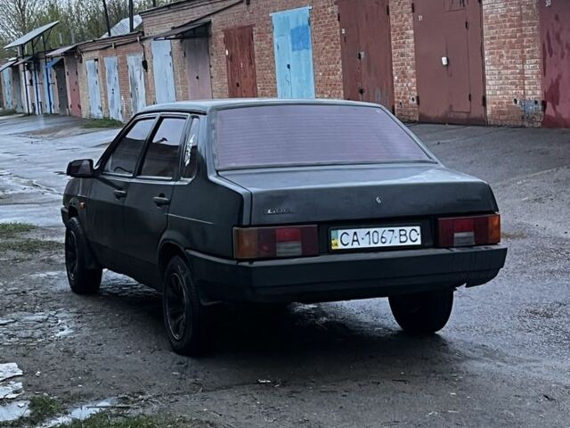 Черный ВАЗ 21099, объемом двигателя 1.6 л и пробегом 300 тыс. км за 870 $, фото 1 на Automoto.ua