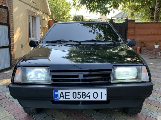 Черный ВАЗ 21099, объемом двигателя 1.6 л и пробегом 266 тыс. км за 1600 $, фото 1 на Automoto.ua