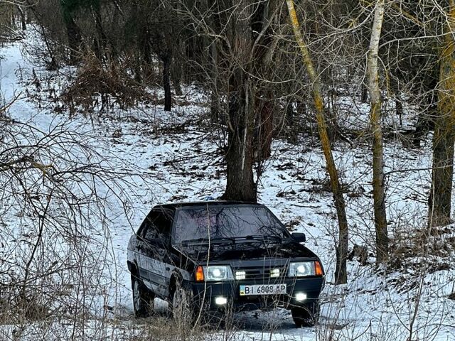 Чорний ВАЗ 21099, об'ємом двигуна 1.6 л та пробігом 25900 тис. км за 2199 $, фото 1 на Automoto.ua