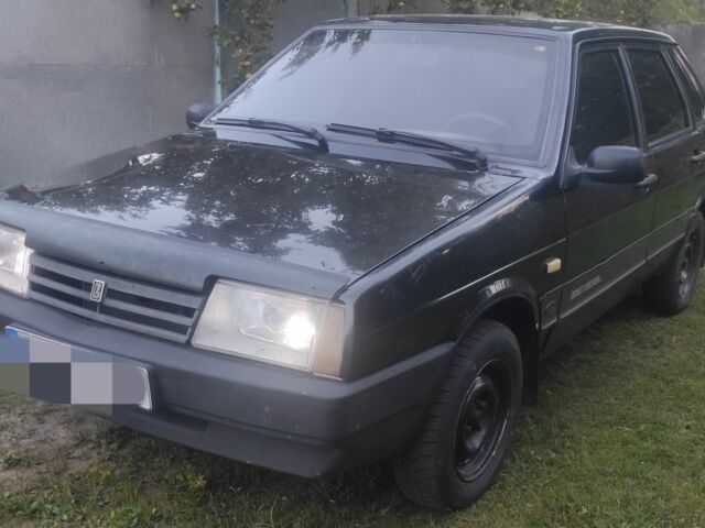 Черный ВАЗ 21099, объемом двигателя 1 л и пробегом 210 тыс. км за 500 $, фото 1 на Automoto.ua