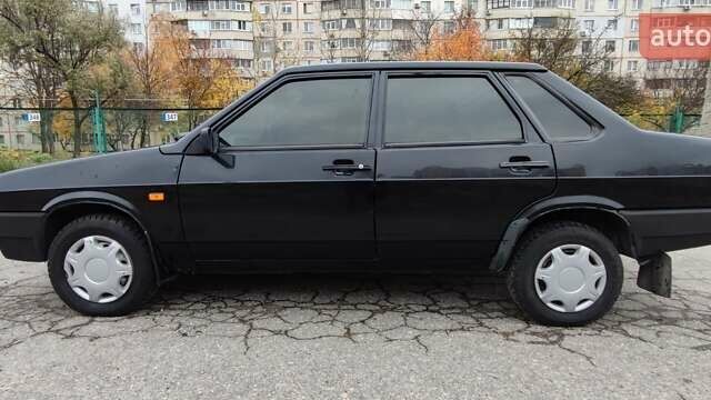 Черный ВАЗ 21099, объемом двигателя 1.6 л и пробегом 200 тыс. км за 2000 $, фото 1 на Automoto.ua