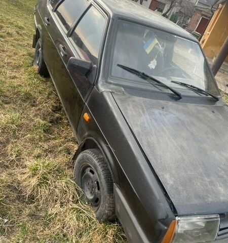 Чорний ВАЗ 21099, об'ємом двигуна 1.5 л та пробігом 370 тис. км за 700 $, фото 1 на Automoto.ua