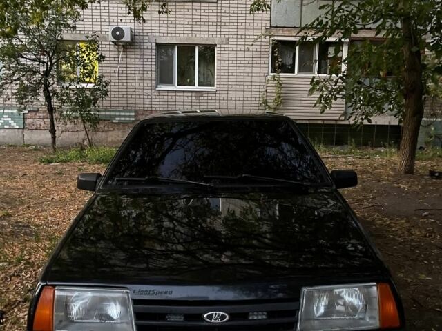 Черный ВАЗ 21099, объемом двигателя 1.6 л и пробегом 200 тыс. км за 1400 $, фото 1 на Automoto.ua