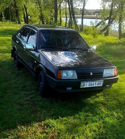 Черный ВАЗ 21099, объемом двигателя 1.6 л и пробегом 305 тыс. км за 1400 $, фото 1 на Automoto.ua