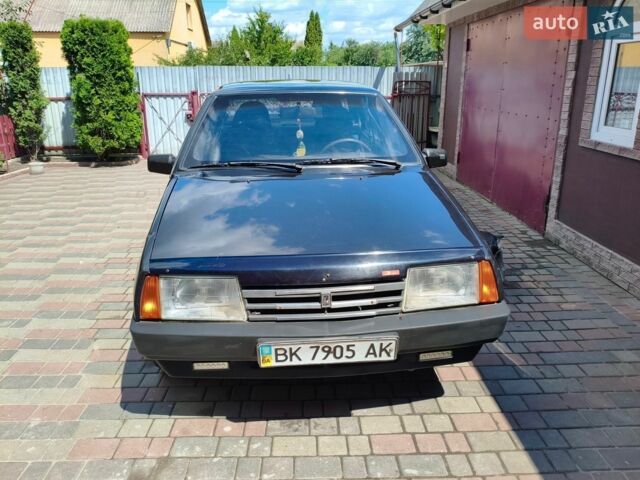 Чорний ВАЗ 21099, об'ємом двигуна 1.6 л та пробігом 217 тис. км за 2000 $, фото 1 на Automoto.ua