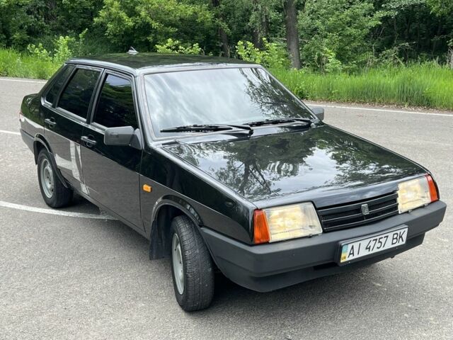 Чорний ВАЗ 21099, об'ємом двигуна 1.6 л та пробігом 142 тис. км за 2550 $, фото 1 на Automoto.ua