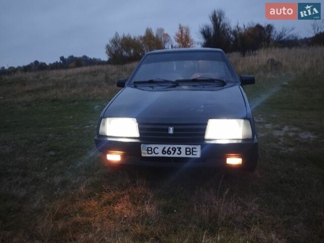 Чорний ВАЗ 21099, об'ємом двигуна 1.6 л та пробігом 300 тис. км за 1000 $, фото 1 на Automoto.ua