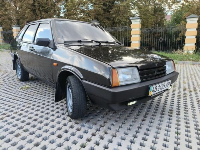 Черный ВАЗ 21099, объемом двигателя 1.6 л и пробегом 287 тыс. км за 1850 $, фото 1 на Automoto.ua