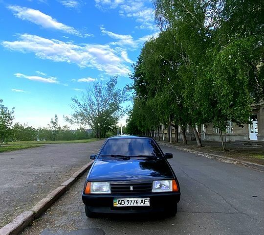 Черный ВАЗ 21099, объемом двигателя 1.6 л и пробегом 96 тыс. км за 1750 $, фото 1 на Automoto.ua