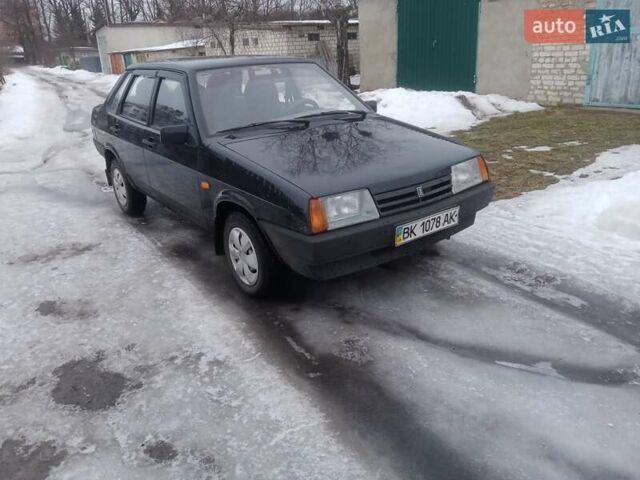 Черный ВАЗ 21099, объемом двигателя 1.6 л и пробегом 153 тыс. км за 1400 $, фото 1 на Automoto.ua