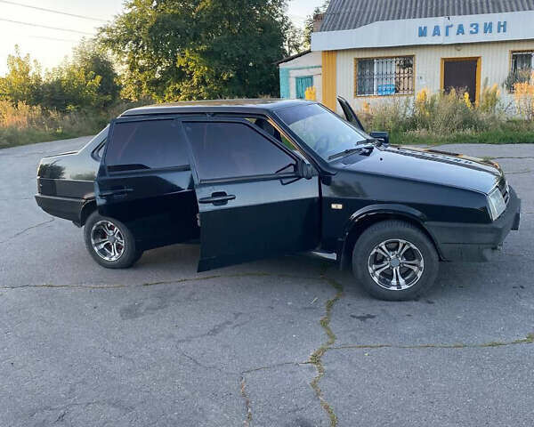 Чорний ВАЗ 21099, об'ємом двигуна 1.6 л та пробігом 243 тис. км за 2398 $, фото 1 на Automoto.ua