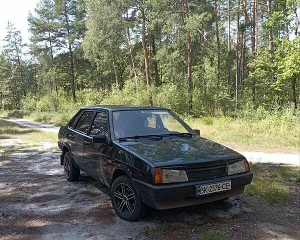 Черный ВАЗ 21099, объемом двигателя 1.5 л и пробегом 155 тыс. км за 1250 $, фото 1 на Automoto.ua