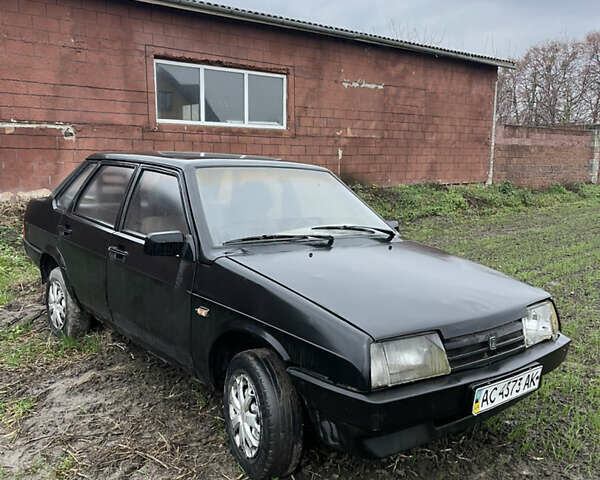 Черный ВАЗ 21099, объемом двигателя 1.6 л и пробегом 70 тыс. км за 950 $, фото 1 на Automoto.ua