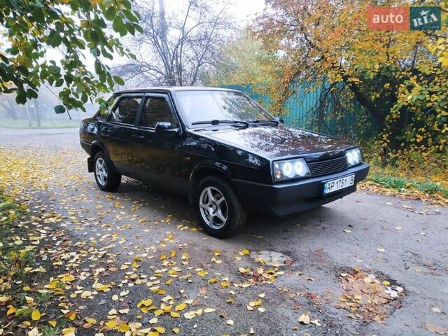 Черный ВАЗ 21099, объемом двигателя 1.6 л и пробегом 346 тыс. км за 1650 $, фото 1 на Automoto.ua