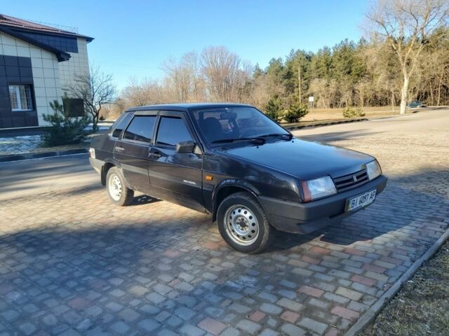 Чорний ВАЗ 21099, об'ємом двигуна 1.6 л та пробігом 101 тис. км за 1800 $, фото 1 на Automoto.ua