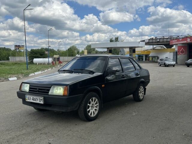 Черный ВАЗ 21099, объемом двигателя 1.6 л и пробегом 320 тыс. км за 1100 $, фото 1 на Automoto.ua