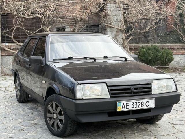 Чорний ВАЗ 21099, об'ємом двигуна 1.6 л та пробігом 67 тис. км за 1650 $, фото 1 на Automoto.ua