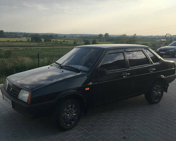 Чорний ВАЗ 21099, об'ємом двигуна 1.6 л та пробігом 222 тис. км за 2005 $, фото 1 на Automoto.ua