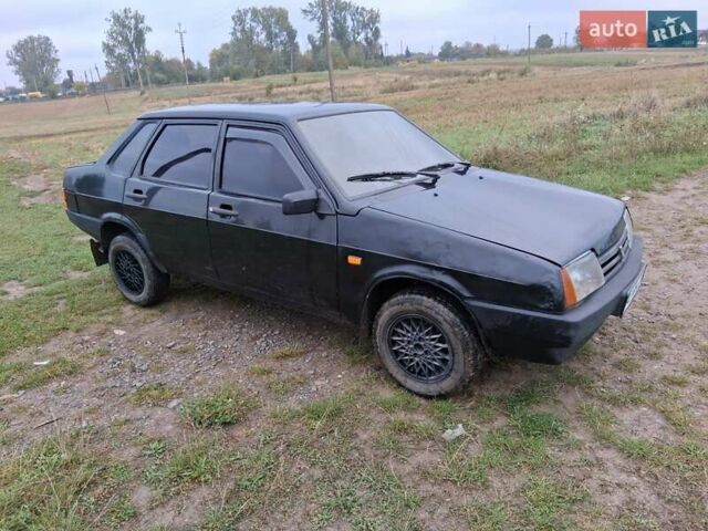 Черный ВАЗ 21099, объемом двигателя 1.6 л и пробегом 200 тыс. км за 1000 $, фото 1 на Automoto.ua