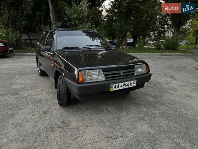 Черный ВАЗ 21099, объемом двигателя 1.6 л и пробегом 189 тыс. км за 1400 $, фото 1 на Automoto.ua