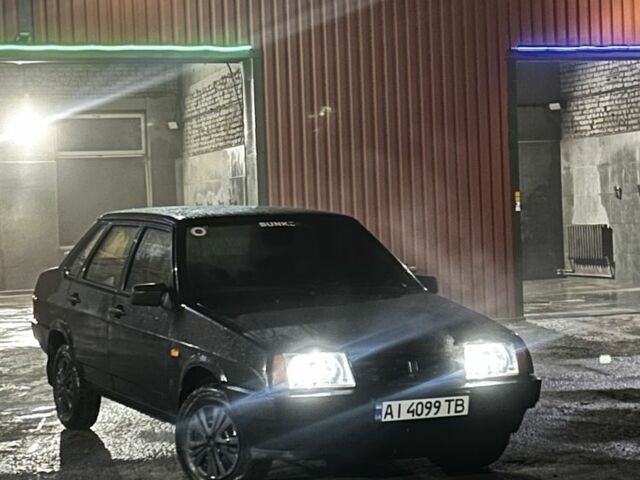 Черный ВАЗ 21099, объемом двигателя 1.6 л и пробегом 235 тыс. км за 1400 $, фото 1 на Automoto.ua