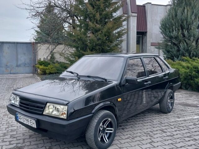 Чорний ВАЗ 21099, об'ємом двигуна 1.6 л та пробігом 200 тис. км за 1700 $, фото 1 на Automoto.ua