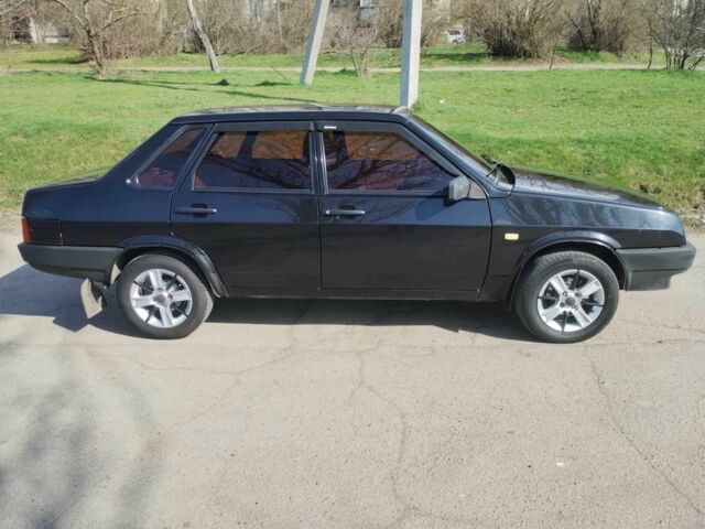 Черный ВАЗ 21099, объемом двигателя 1.6 л и пробегом 143 тыс. км за 2700 $, фото 1 на Automoto.ua