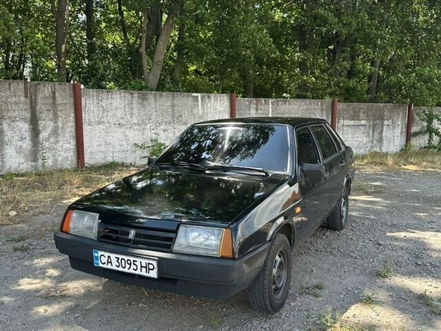 Чорний ВАЗ 21099, об'ємом двигуна 1.6 л та пробігом 400 тис. км за 1850 $, фото 1 на Automoto.ua