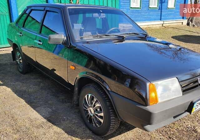 Черный ВАЗ 21099, объемом двигателя 1.6 л и пробегом 26 тыс. км за 3500 $, фото 1 на Automoto.ua