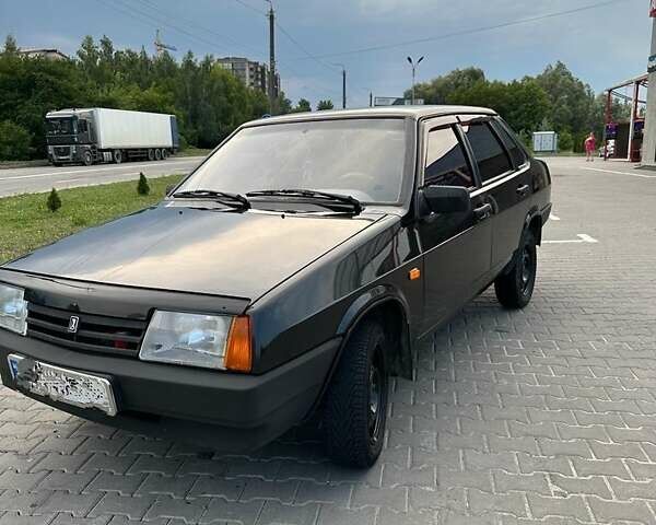 Черный ВАЗ 21099, объемом двигателя 1.6 л и пробегом 167 тыс. км за 3200 $, фото 1 на Automoto.ua