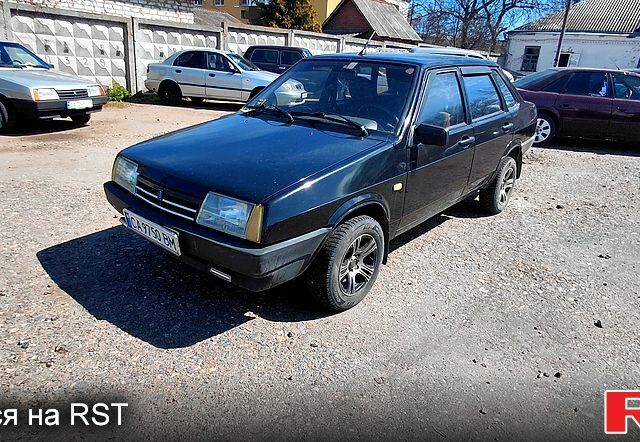 Чорний ВАЗ 21099, об'ємом двигуна 1.6 л та пробігом 196 тис. км за 2250 $, фото 1 на Automoto.ua