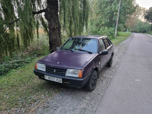 Фиолетовый ВАЗ 21099, объемом двигателя 0 л и пробегом 100 тыс. км за 599 $, фото 1 на Automoto.ua