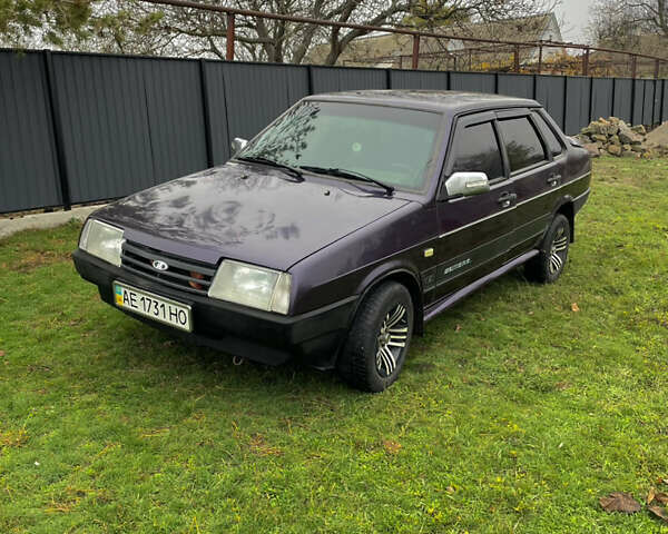 Фіолетовий ВАЗ 21099, об'ємом двигуна 1.5 л та пробігом 175 тис. км за 1400 $, фото 1 на Automoto.ua