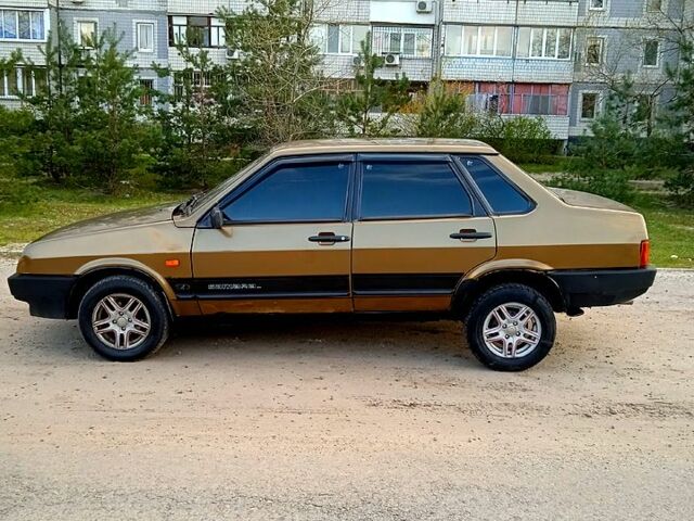 Коричневий ВАЗ 21099, об'ємом двигуна 15 л та пробігом 135 тис. км за 999 $, фото 1 на Automoto.ua