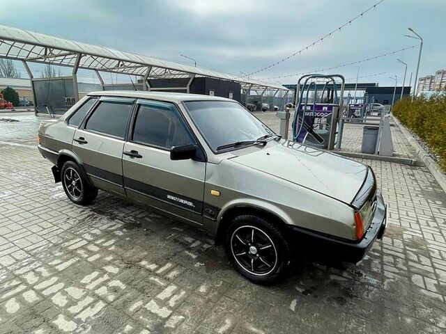 Коричневый ВАЗ 21099, объемом двигателя 1.5 л и пробегом 0 тыс. км за 1000 $, фото 1 на Automoto.ua