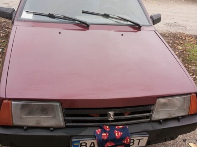 Красный ВАЗ 21099, объемом двигателя 0 л и пробегом 323 тыс. км за 1000 $, фото 1 на Automoto.ua