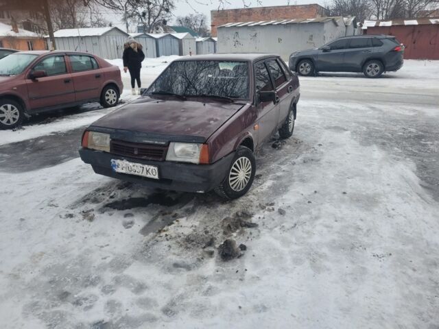 Красный ВАЗ 21099, объемом двигателя 0 л и пробегом 450 тыс. км за 750 $, фото 1 на Automoto.ua