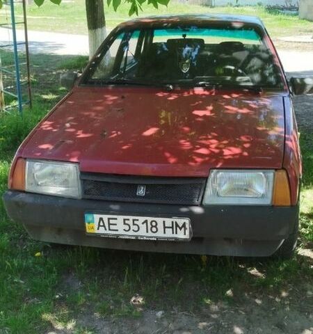 Красный ВАЗ 21099, объемом двигателя 1.5 л и пробегом 231 тыс. км за 905 $, фото 1 на Automoto.ua