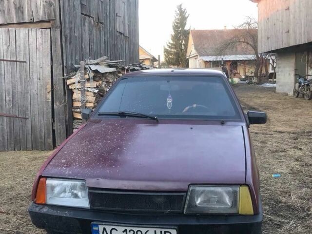 Красный ВАЗ 21099, объемом двигателя 1.5 л и пробегом 180 тыс. км за 1000 $, фото 1 на Automoto.ua