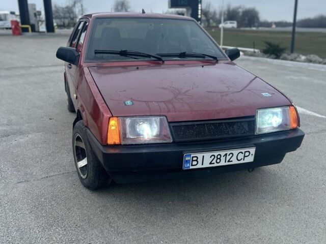 Красный ВАЗ 21099, объемом двигателя 1.3 л и пробегом 200 тыс. км за 1000 $, фото 1 на Automoto.ua