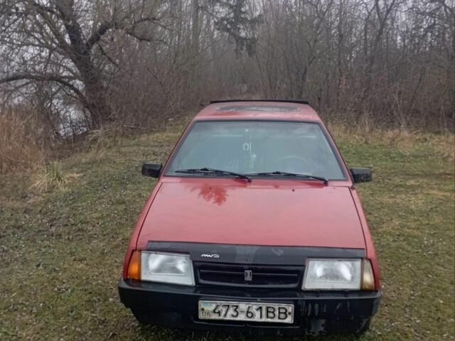 Красный ВАЗ 21099, объемом двигателя 1.5 л и пробегом 163 тыс. км за 400 $, фото 1 на Automoto.ua