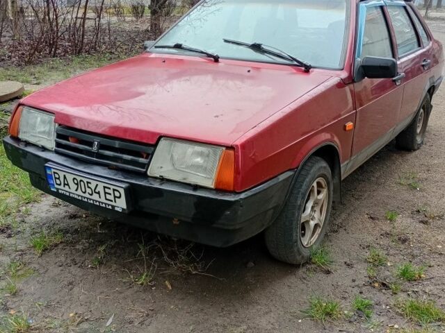 Красный ВАЗ 21099, объемом двигателя 1.5 л и пробегом 100 тыс. км за 800 $, фото 1 на Automoto.ua